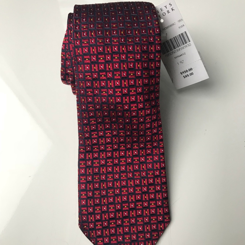 Barney’s of New York neck tie